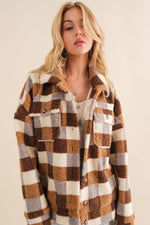 Load image into Gallery viewer, Checkered Teddy Oversized Jacket
