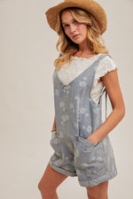 Load image into Gallery viewer, Flower Motif Denim Shortall

