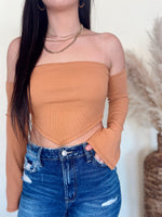 Load image into Gallery viewer, Off The Shoulder Crop Top- Camel
