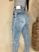 Load image into Gallery viewer, Kancan Kelsi Distressed Mom Jeans
