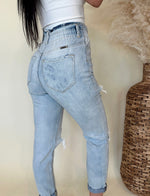 Load image into Gallery viewer, Kancan Distressed Paper Bag Jeans
